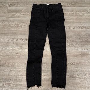 Abercrombie & Fitch Black High Rise Ankle Skinny Jeans